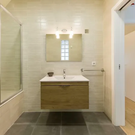 Yellow Tiled House Σπίτι διακοπών *